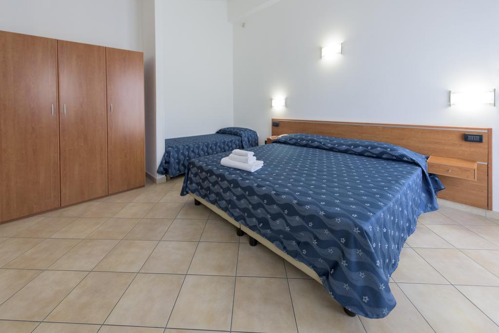 Isola Rossa 3*