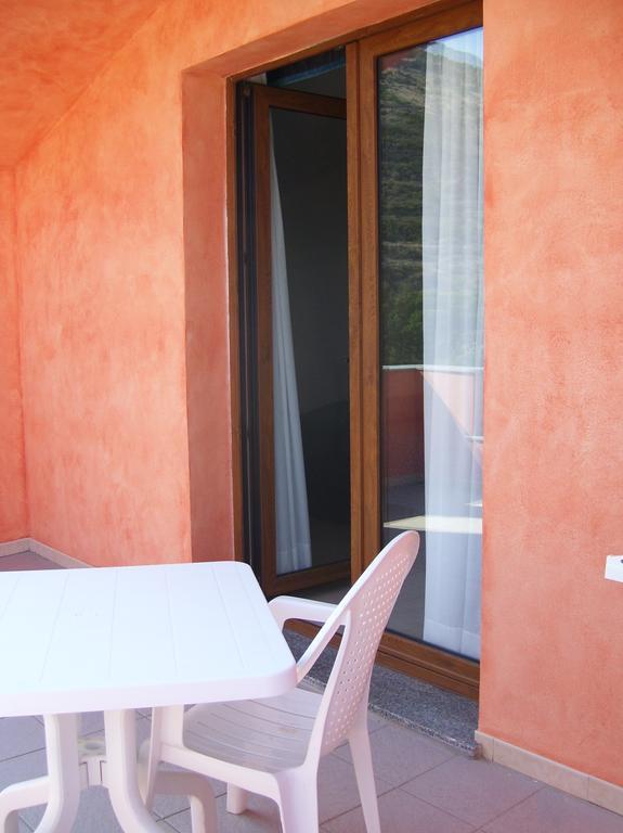 Aparthotel Isola Rossa 3*