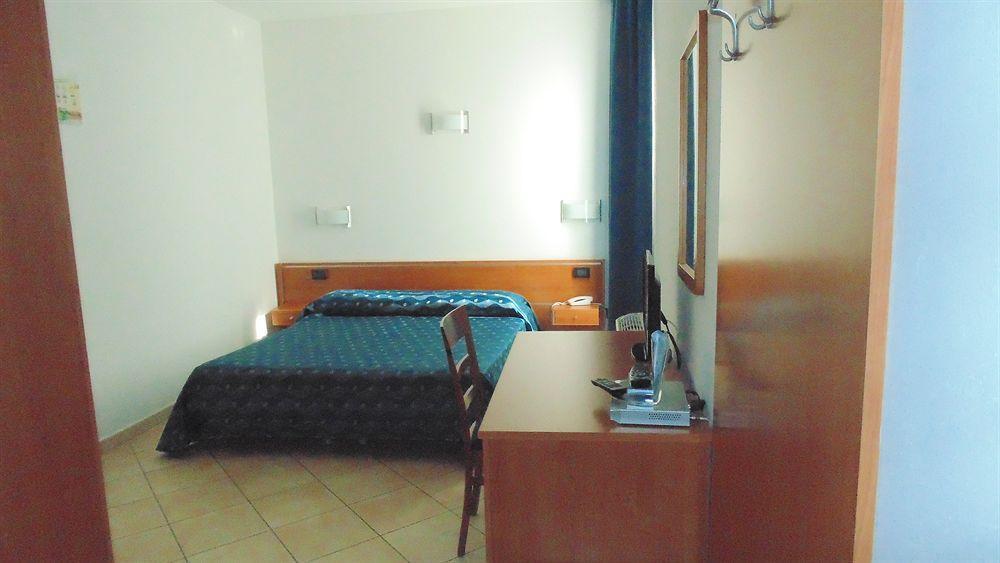 Isola Rossa 3*