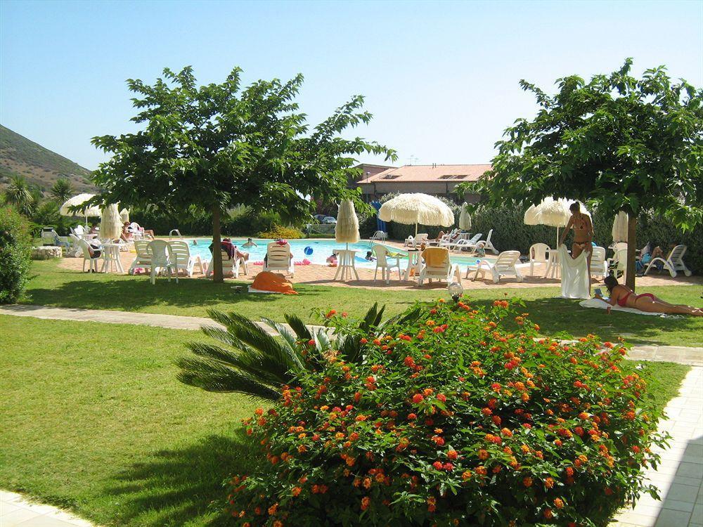 Isola Rossa Aparthotel