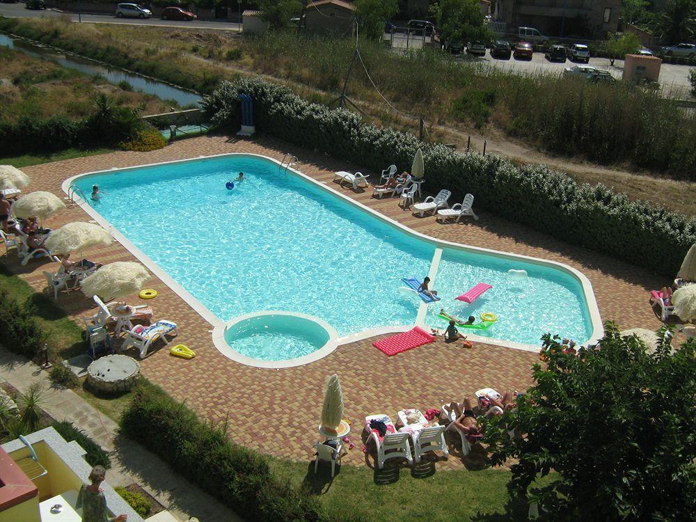 Isola Rossa Aparthotel 3*